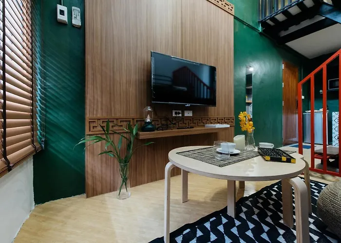 Wander Wonder Inn Bangkok