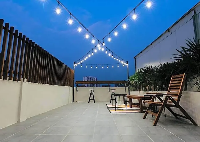 Wander Wonder Inn Bangkok